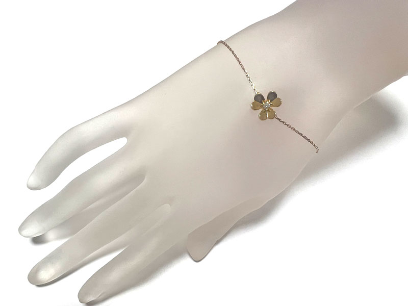 ヴァンクリーフ入荷しました！