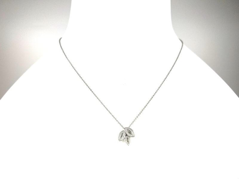 Harry Winston　リリークラスター