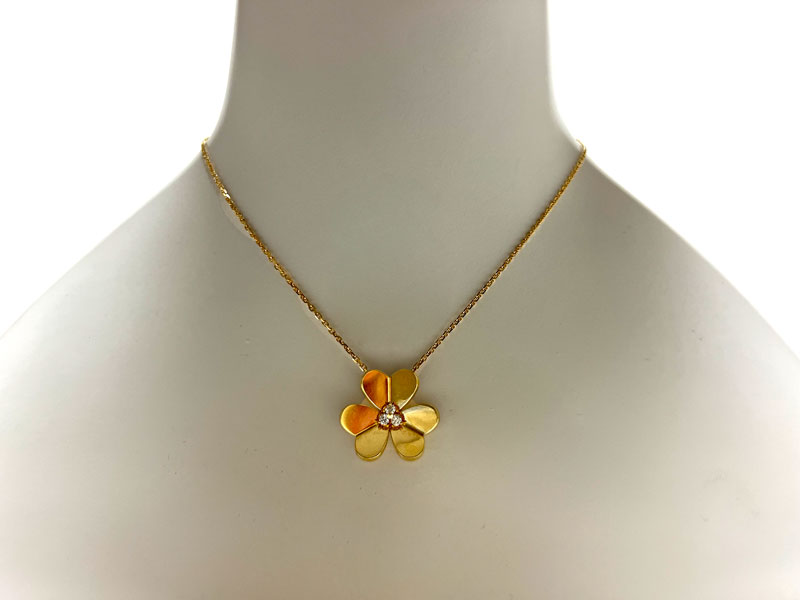 VanCleef＆Arpels　フリヴォル ペンダント ラージモデル