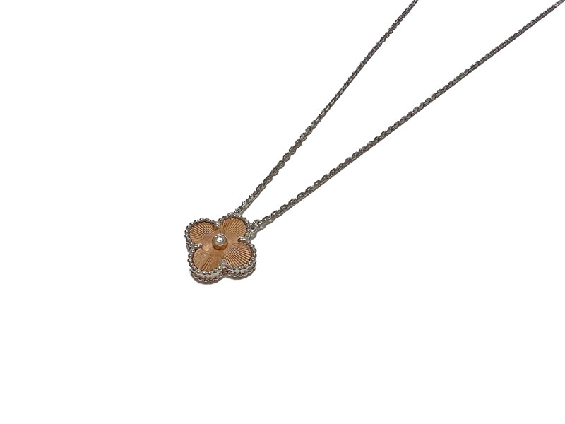 VanCleef＆Arpels　ヴィンテージ アルハンブラ ペンダント　2024ホリデーコレクション